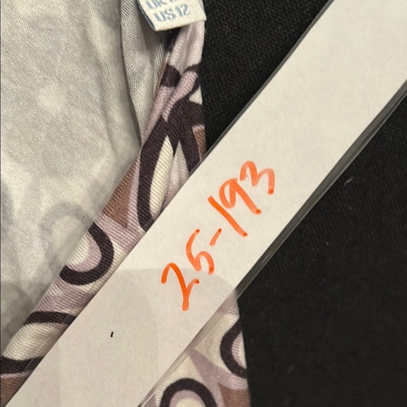 Boden Black and White Sleeveless Tie Front Tank Top - Picture 4 of 4